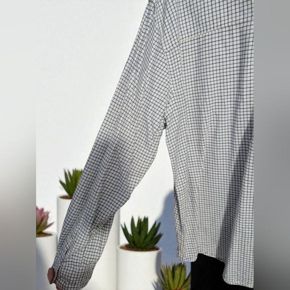 Chaps Men's Black and White Checkered Shirt Size X-Large (EUC) - Picture 8 of 11